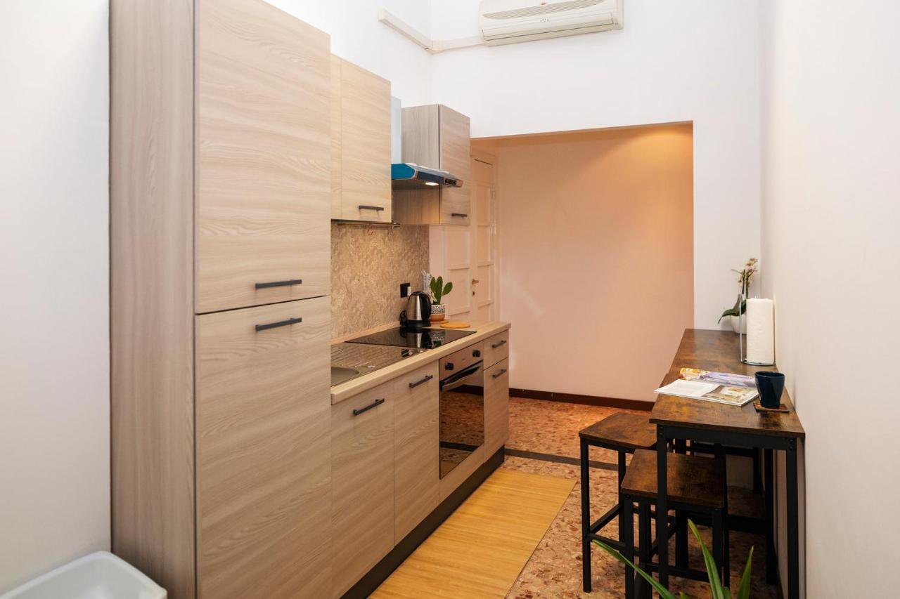 Central Apartment Milano Ngoại thất bức ảnh